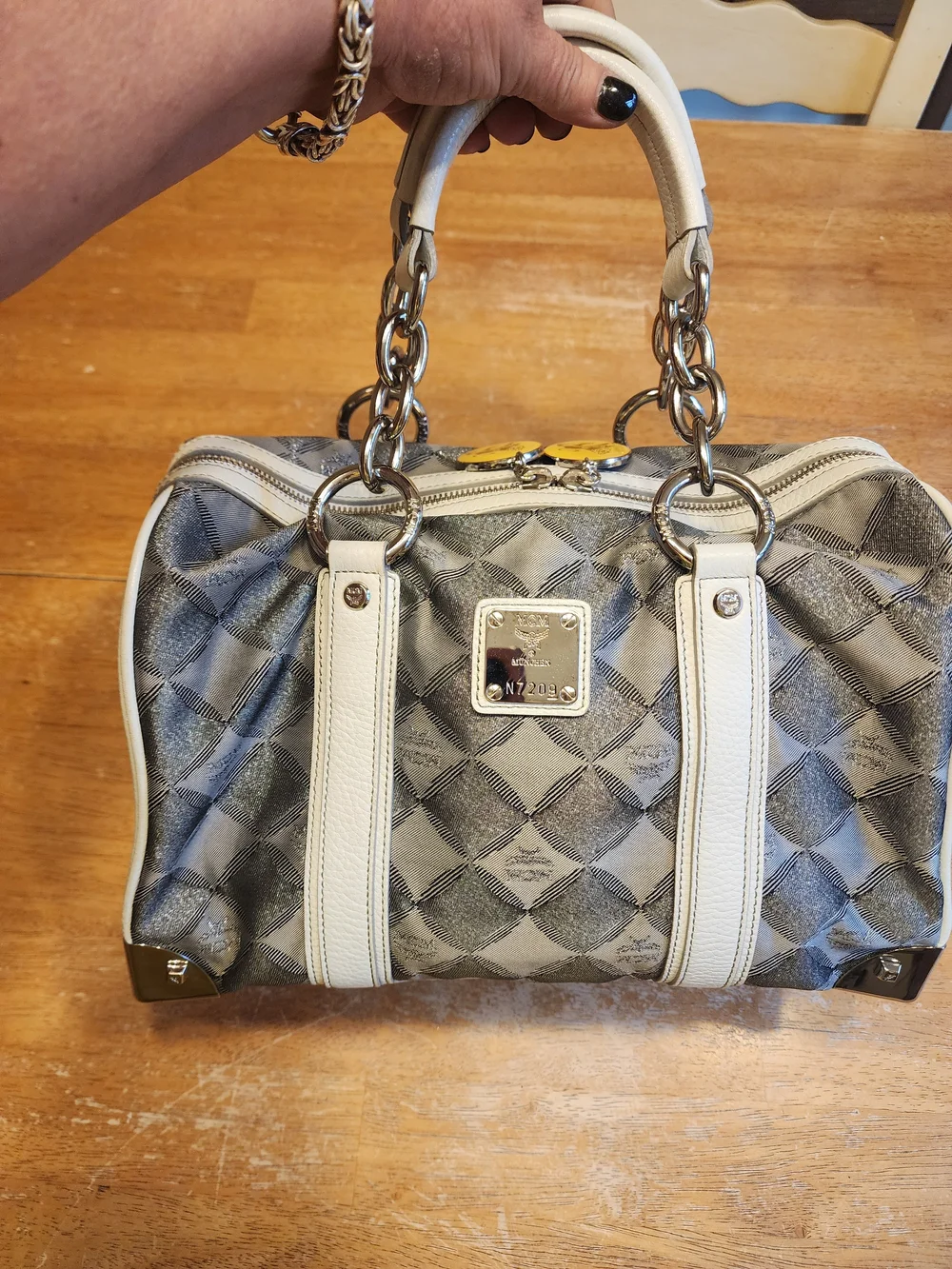 MCM vintage lioness